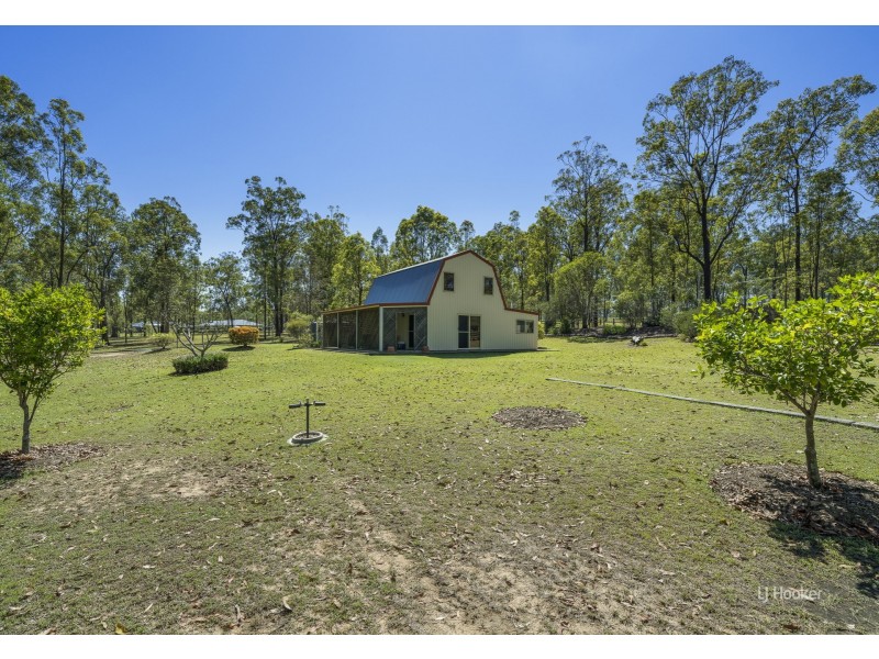 13 Duke Court, Mount Hallen QLD 4312