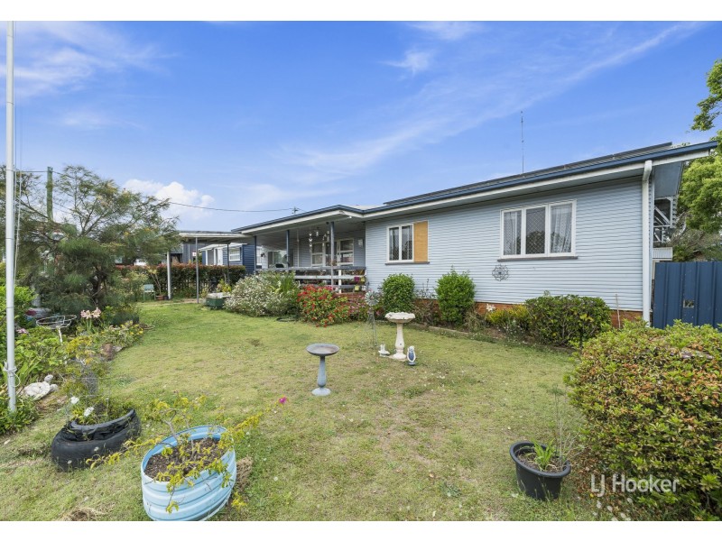 61 Coulson Street, Blackbutt QLD 4306