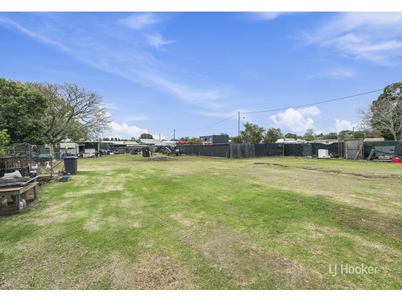 61 Coulson Street, Blackbutt QLD 4306