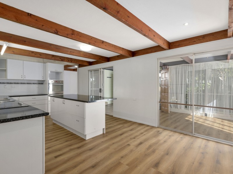 16 Mangerton Street, Toogoolawah QLD 4313