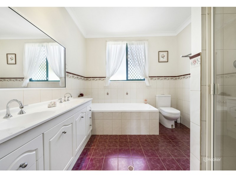 23 Rosalie Drive, Yarraman QLD 4614