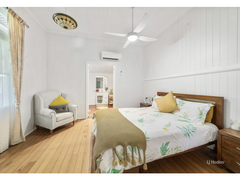 32 Barbour Street, Esk QLD 4312