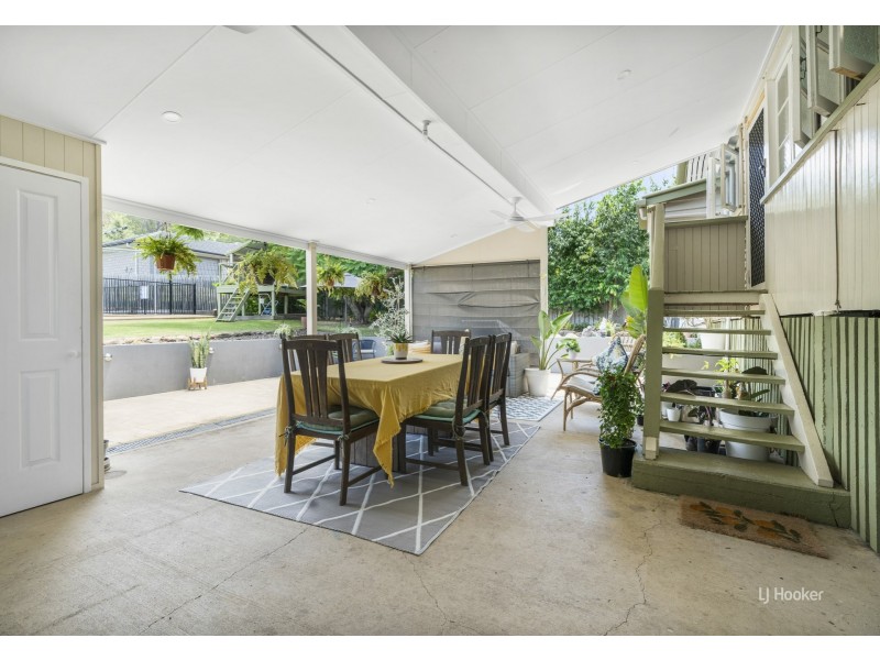 32 Barbour Street, Esk QLD 4312