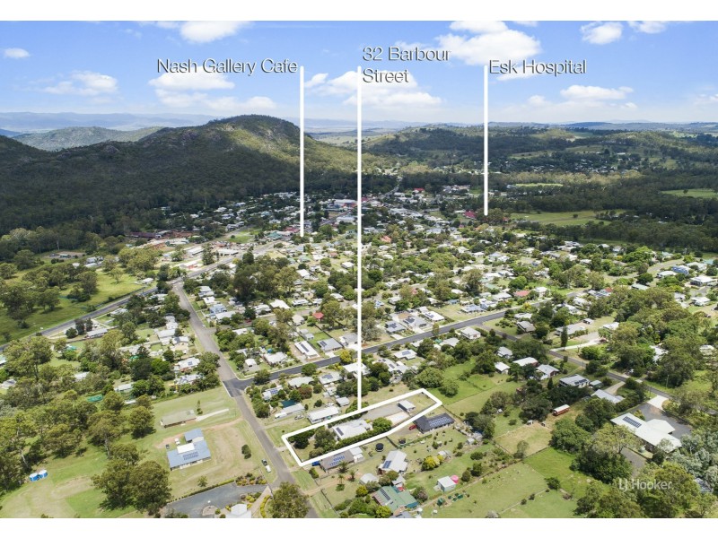 32 Barbour Street, Esk QLD 4312