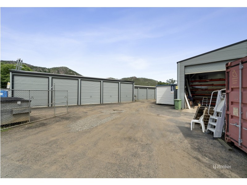 233 Ipswich Street, Esk QLD 4312