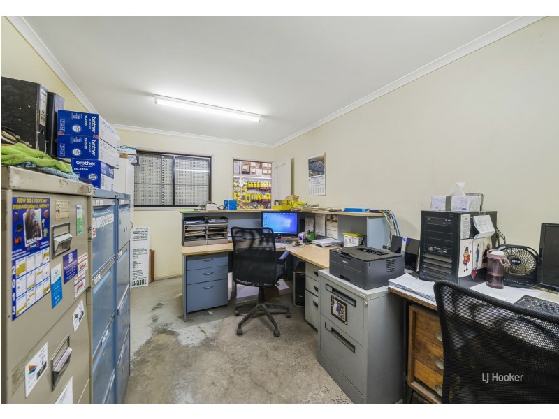 233 Ipswich Street, Esk QLD 4312