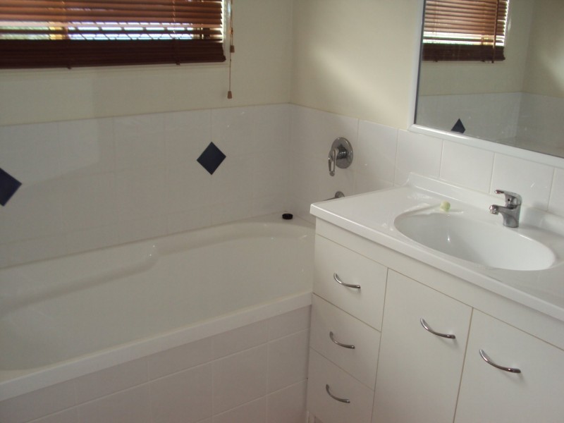 15 Park Drive, Yarraman QLD 4614