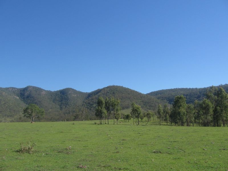 231 Glen Esk Road, Glen Esk QLD 4312