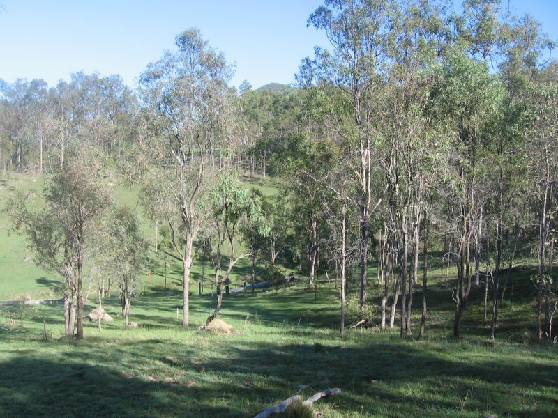 231 Glen Esk Road, Glen Esk QLD 4312