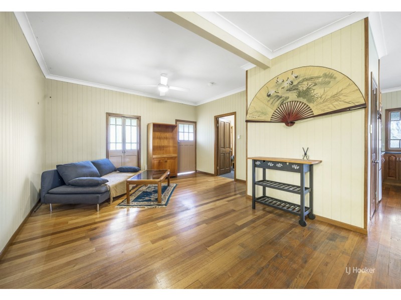 6 Cameron Road, Coominya QLD 4311