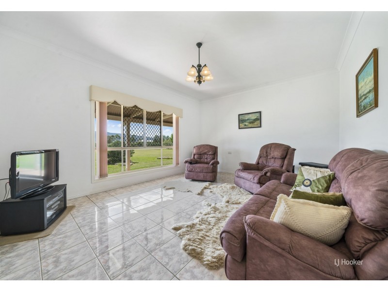 216 Lower Cressbrook Road, Cressbrook QLD 4313
