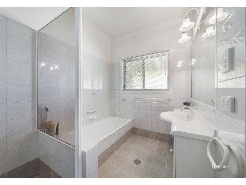 216 Lower Cressbrook Road, Cressbrook QLD 4313