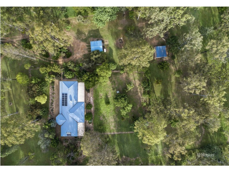 17 Windsor Drive, Mount Hallen QLD 4312