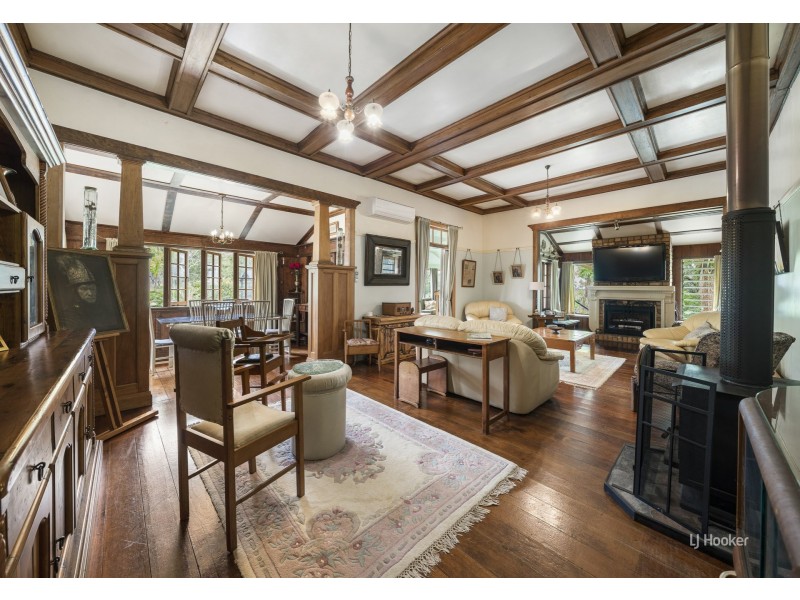 415 Willaura Drive, Mount Hallen QLD 4312