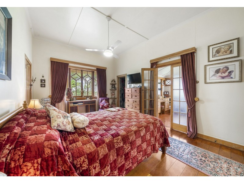 415 Willaura Drive, Mount Hallen QLD 4312