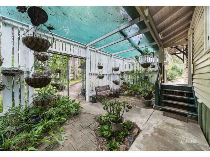 415 Willaura Drive, Mount Hallen QLD 4312