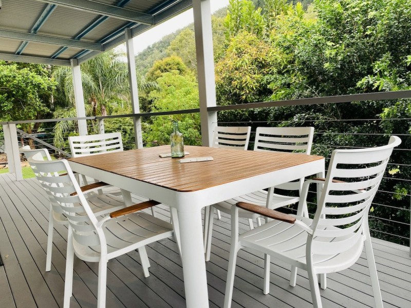 5-7 Jubilee Street, Somerset Dam QLD 4312