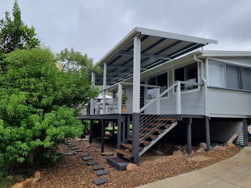 5-7 Jubilee Street, Somerset Dam QLD 4312