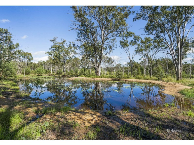340 Langtons Lane, Esk QLD 4312