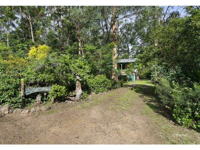 35 Blackbutt Street, Blackbutt QLD 4306