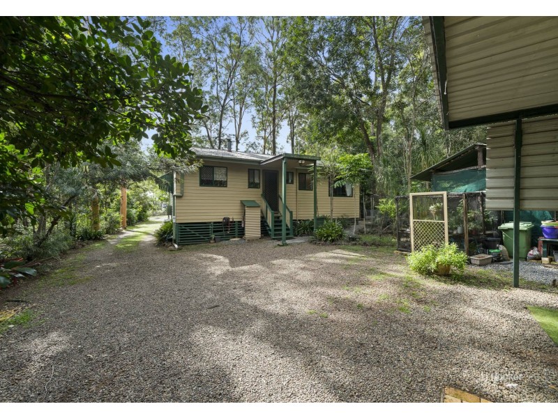 35 Blackbutt Street, Blackbutt QLD 4306