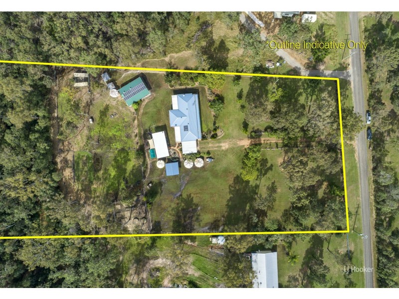 29 Pine Crescent, Esk QLD 4312