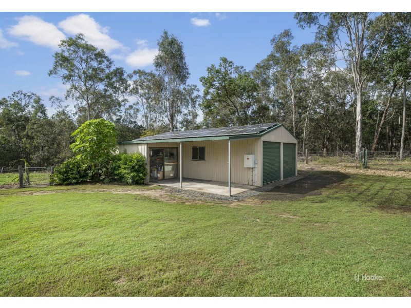 29 Pine Crescent, Esk QLD 4312