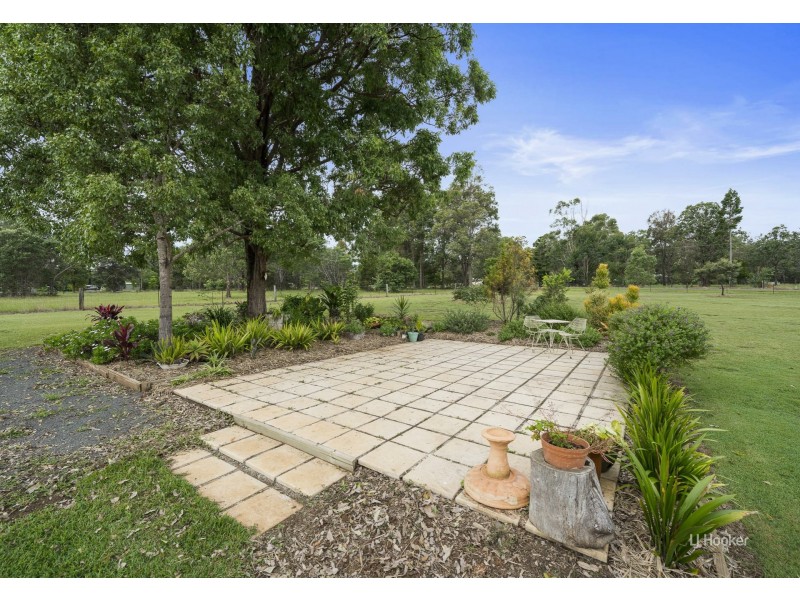 79 Crumpton Drive, Blackbutt North QLD 4306