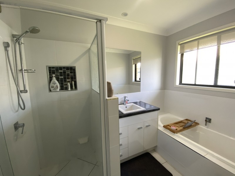 23 Ivory Creek Road, Toogoolawah QLD 4313
