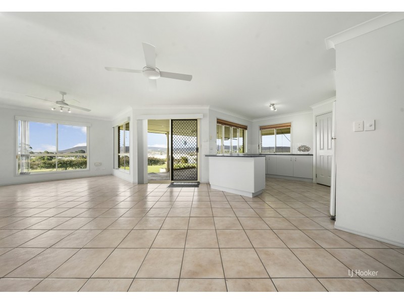 33 Ezra Drive, Hazeldean QLD 4515