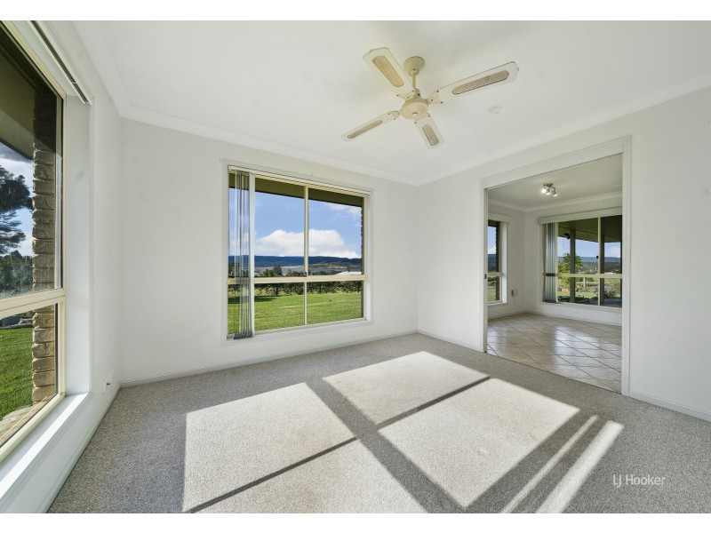 33 Ezra Drive, Hazeldean QLD 4515