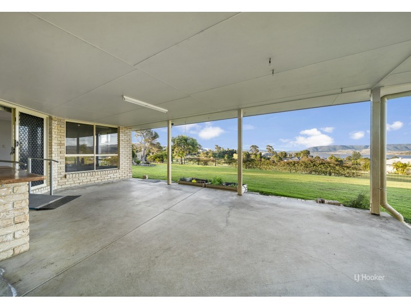 33 Ezra Drive, Hazeldean QLD 4515