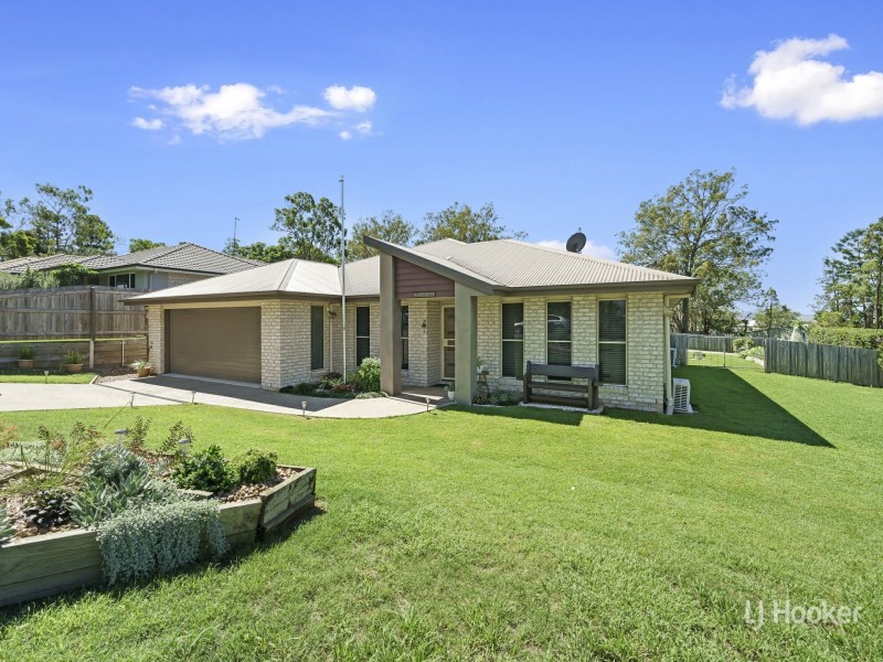 61 Bellambi Street, Toogoolawah QLD 4313