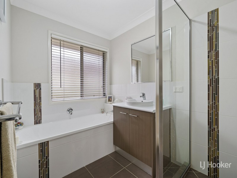 61 Bellambi Street, Toogoolawah QLD 4313