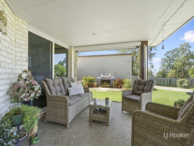 61 Bellambi Street, Toogoolawah QLD 4313