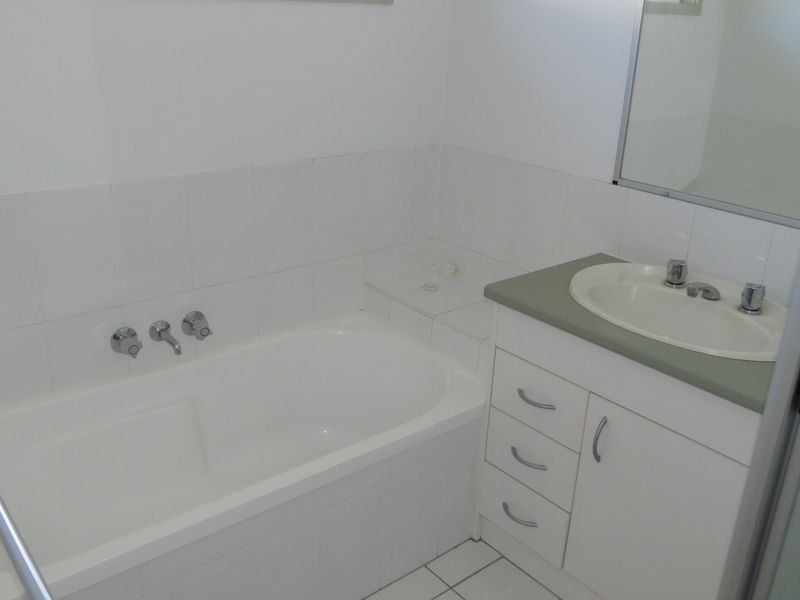 3 Edward Street, Esk QLD 4312