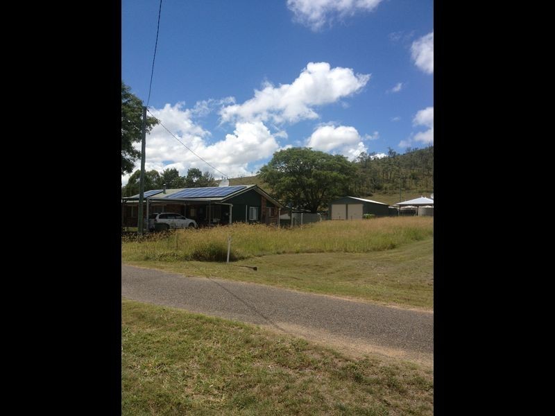44 Railway Tce, Moore QLD 4306
