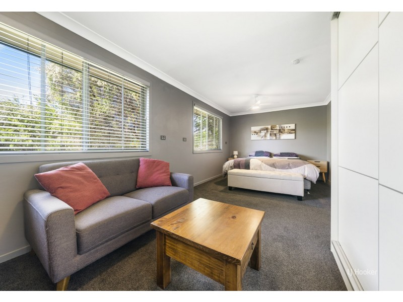 125 Martin Crescent, Benarkin North QLD 4306