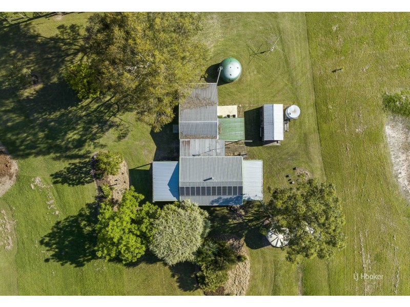 125 Martin Crescent, Benarkin North QLD 4306