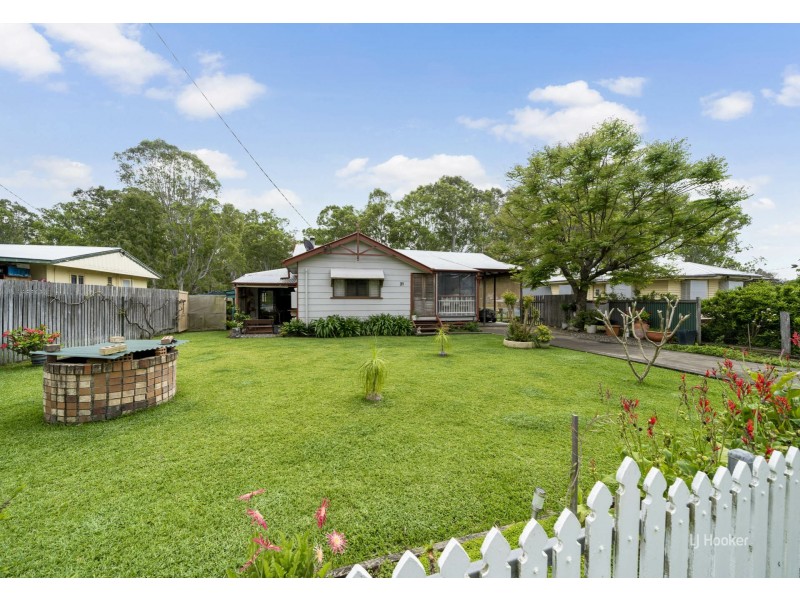 31 Burrows Street, Moore QLD 4306