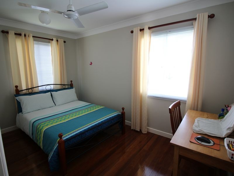 10 Pryde Street, Esk QLD 4312