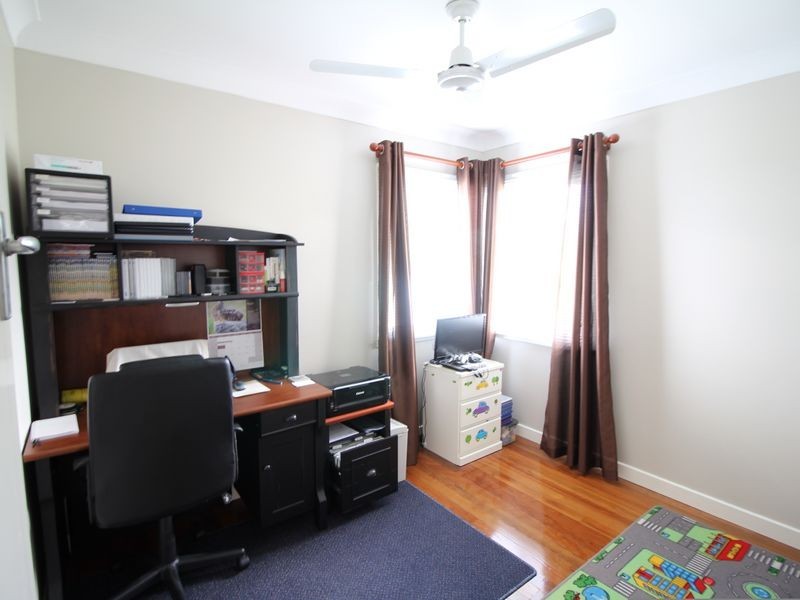 10 Pryde Street, Esk QLD 4312