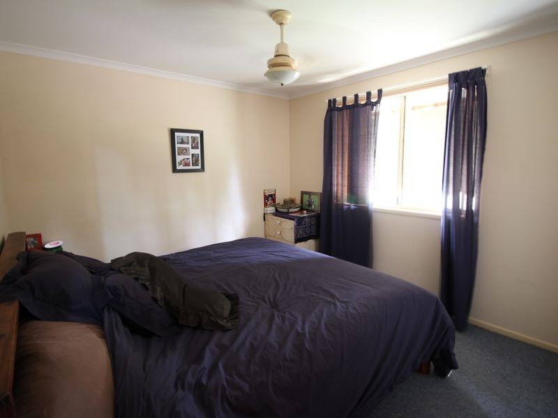 36 Middle Street, Esk QLD 4312