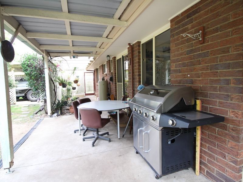 36 Middle Street, Esk QLD 4312