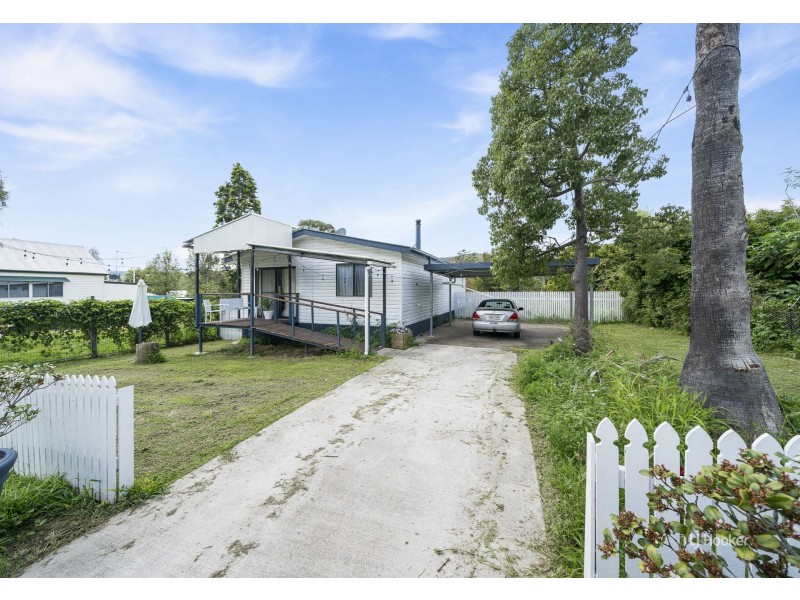 38 George Street, Linville QLD 4306