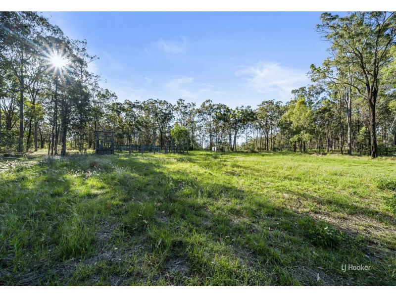 114 Wattle Road, Coominya QLD 4311