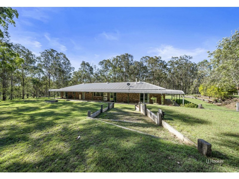 114 Wattle Road, Coominya QLD 4311
