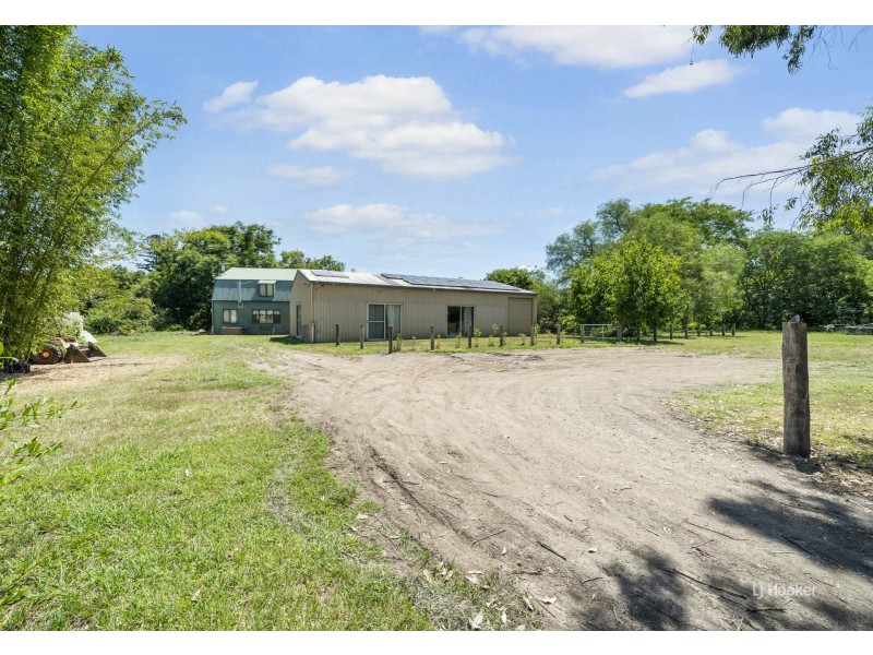 8367 D’Aguilar Highway, Moore QLD 4306