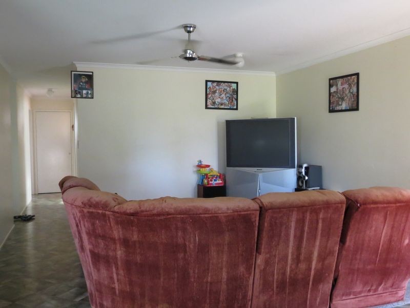 66 Eskdale Road, Toogoolawah QLD 4313