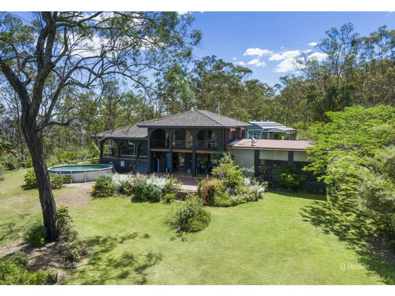 15 Crest Court, Esk QLD 4312